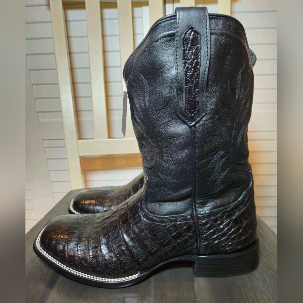 Cody James Black 1978 The Hayward Exotic Caiman Western Boots Square Toe
